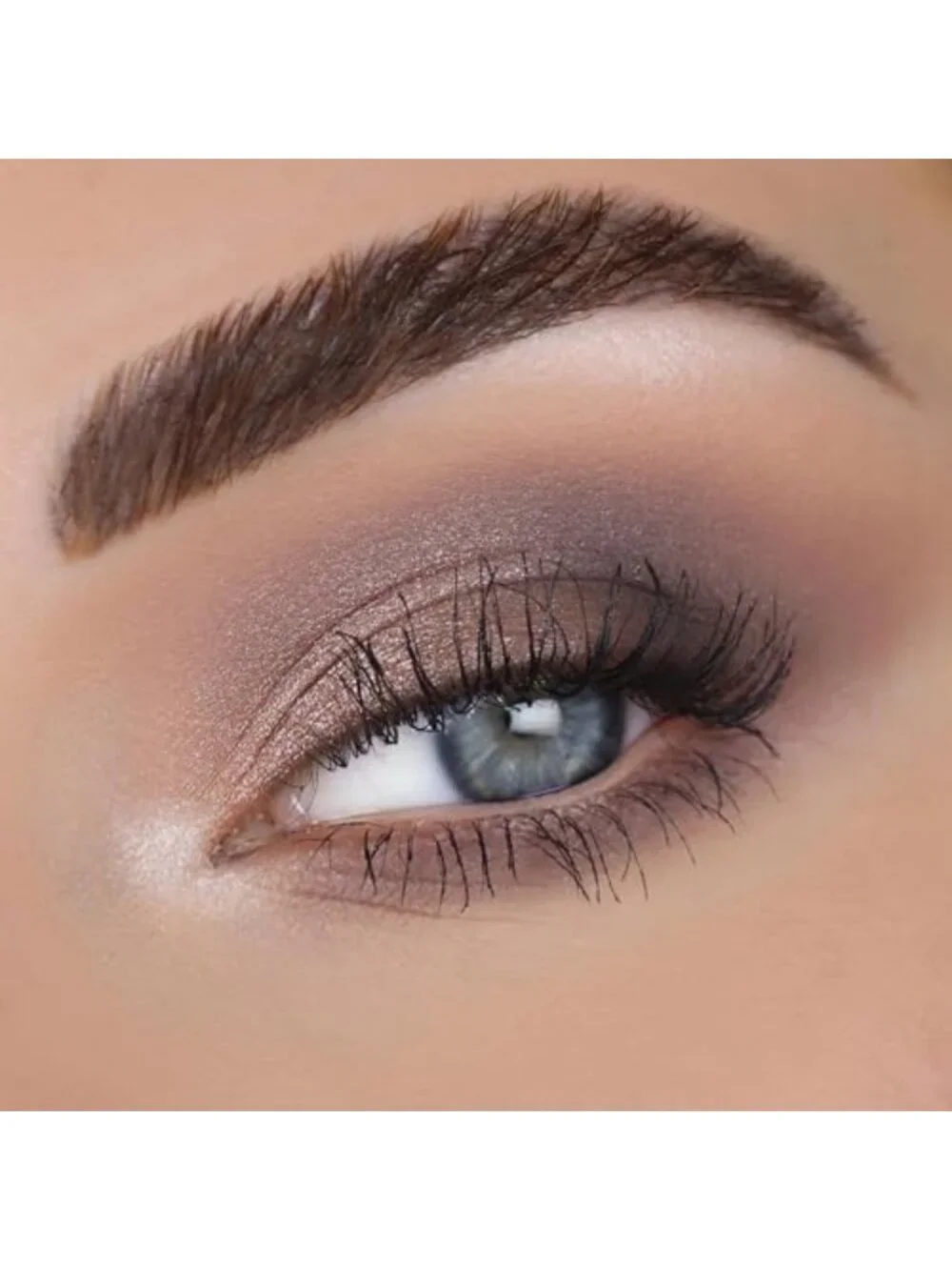 Cool Tone 30-Pan Eyeshadow Palette - Matte & Metallic Finishes, High-Pigment